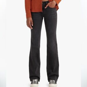 Levi’s super low boot cut black denim